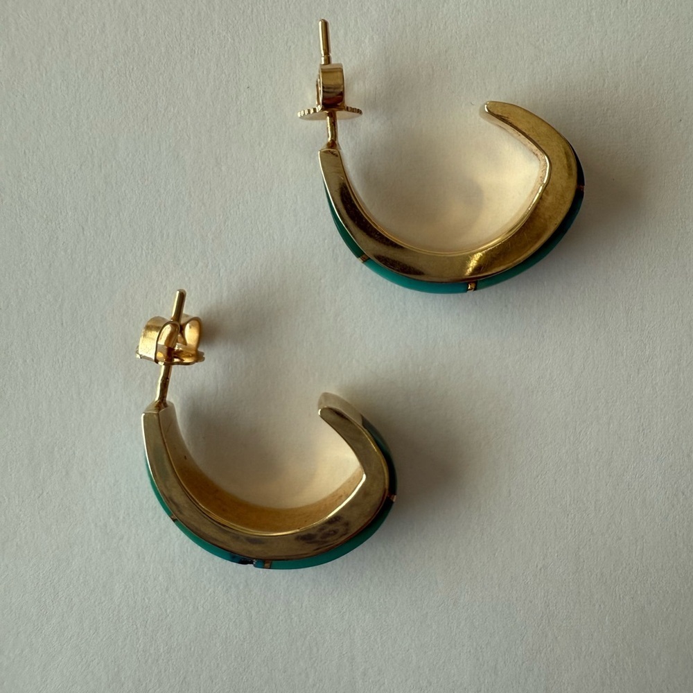 Tony Sanchez Handmade 14K Gold & Turquoise Inlay Huggie Earrings - Picture 6 of 8